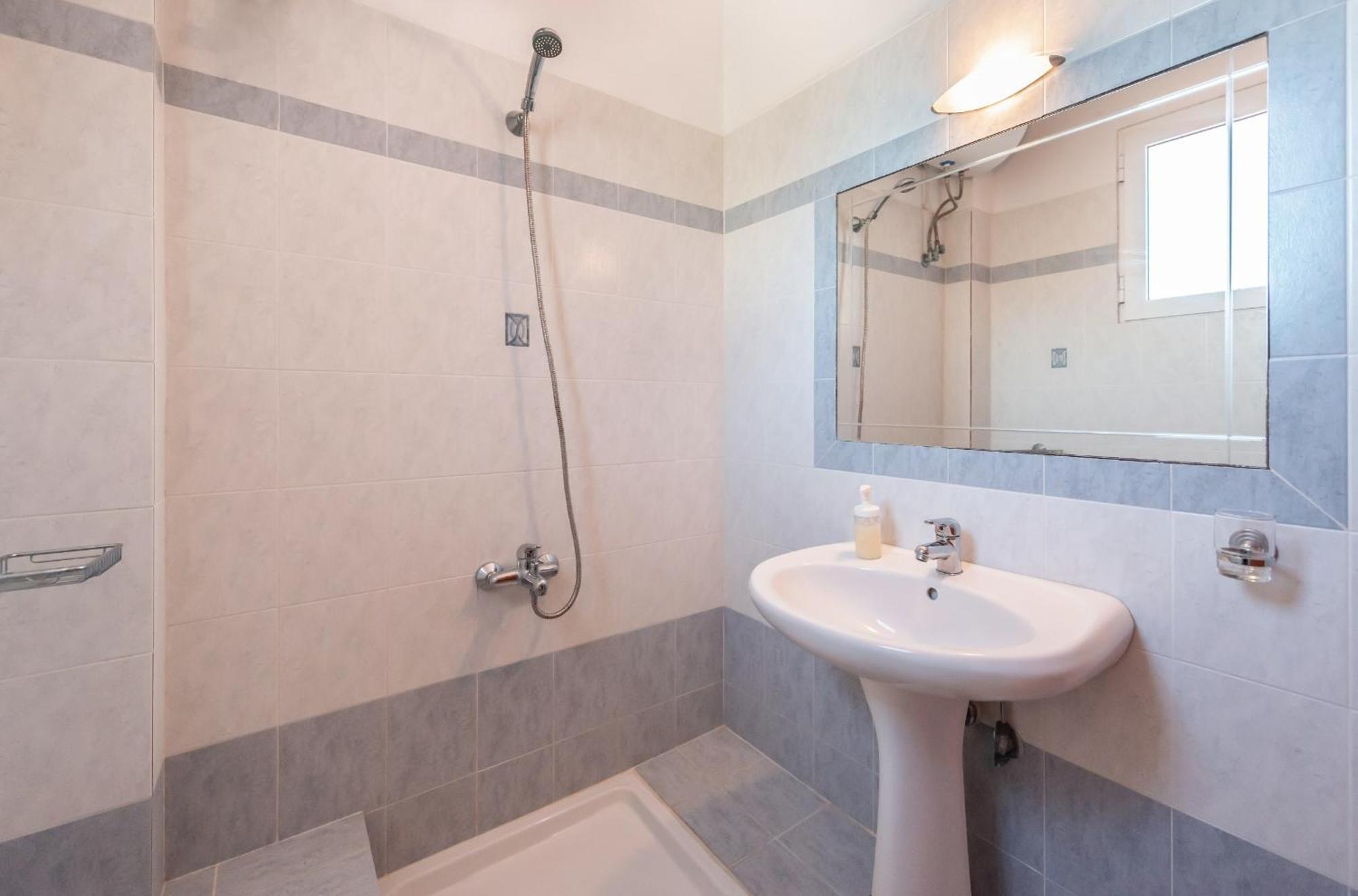 Avesta Apartments - 200M From The Beach Vasilikí Kamer foto