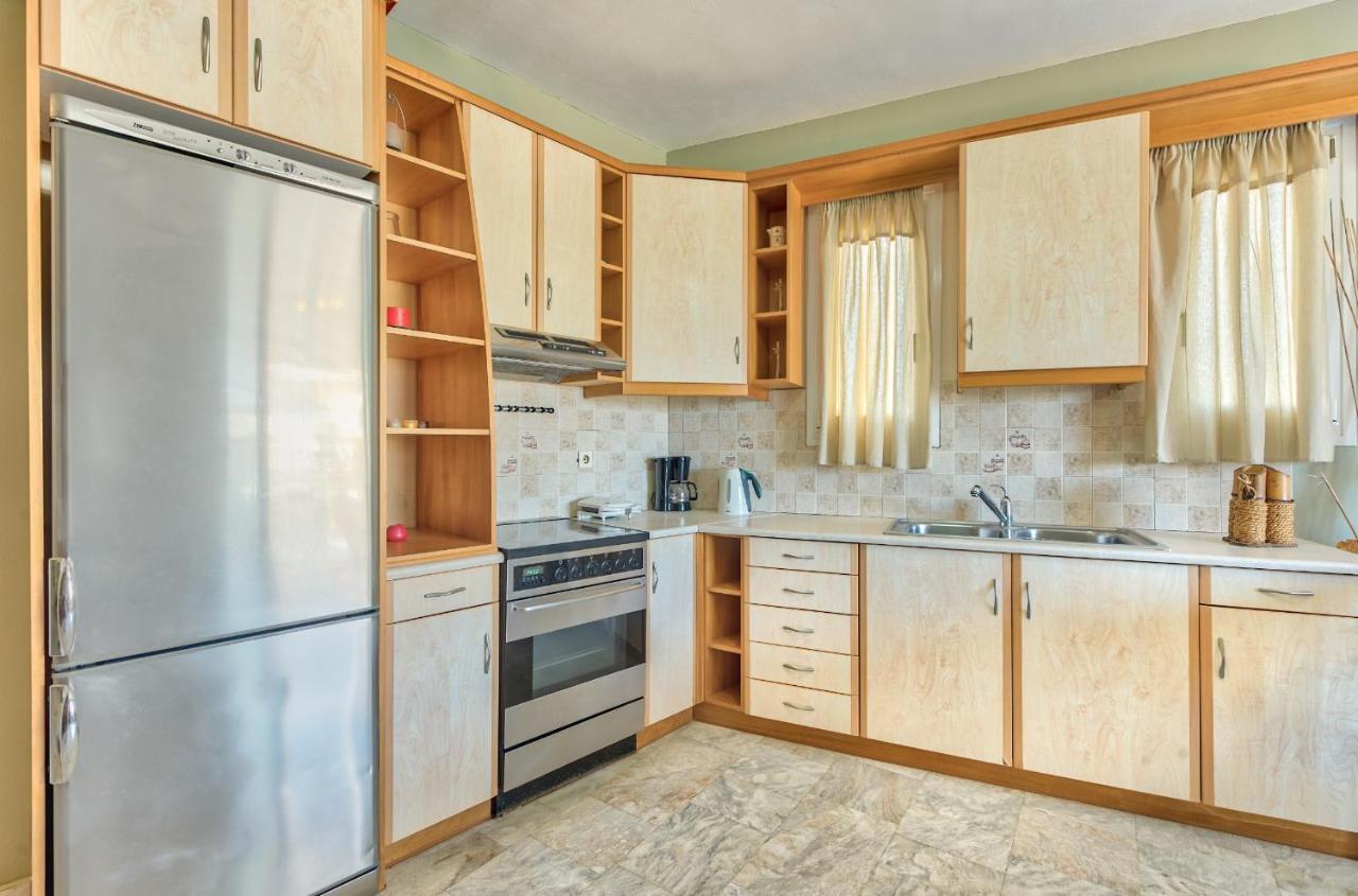 Avesta Apartments - 200M From The Beach Vasilikí Buitenkant foto